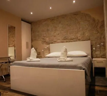 Guest house Elegant 3*